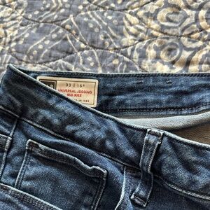 GAP Dark Blue Women's Universal Jegging